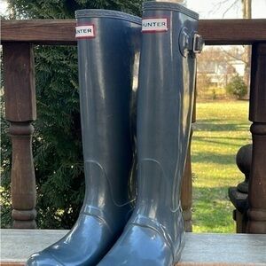 Hunter tall grey rain-boots size 6 W